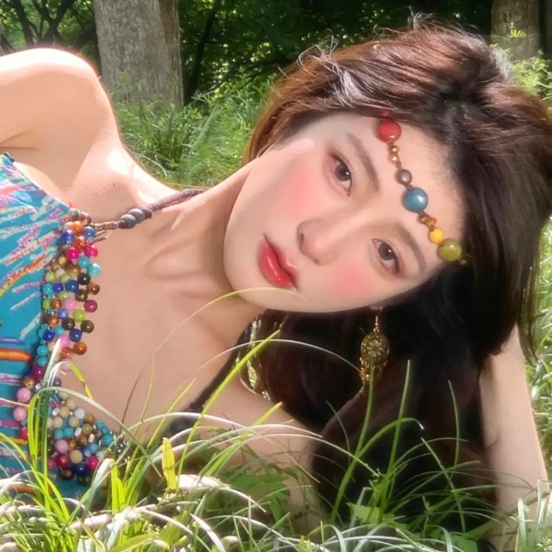 全员偷听假千金心声,她成团宠了